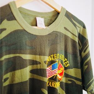 Vintage Camo US Marines USMC T-Shirt (Large)
